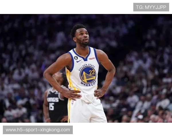 马刺维金斯切入暴扣点燃主场气氛